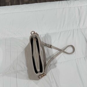 Beige purse